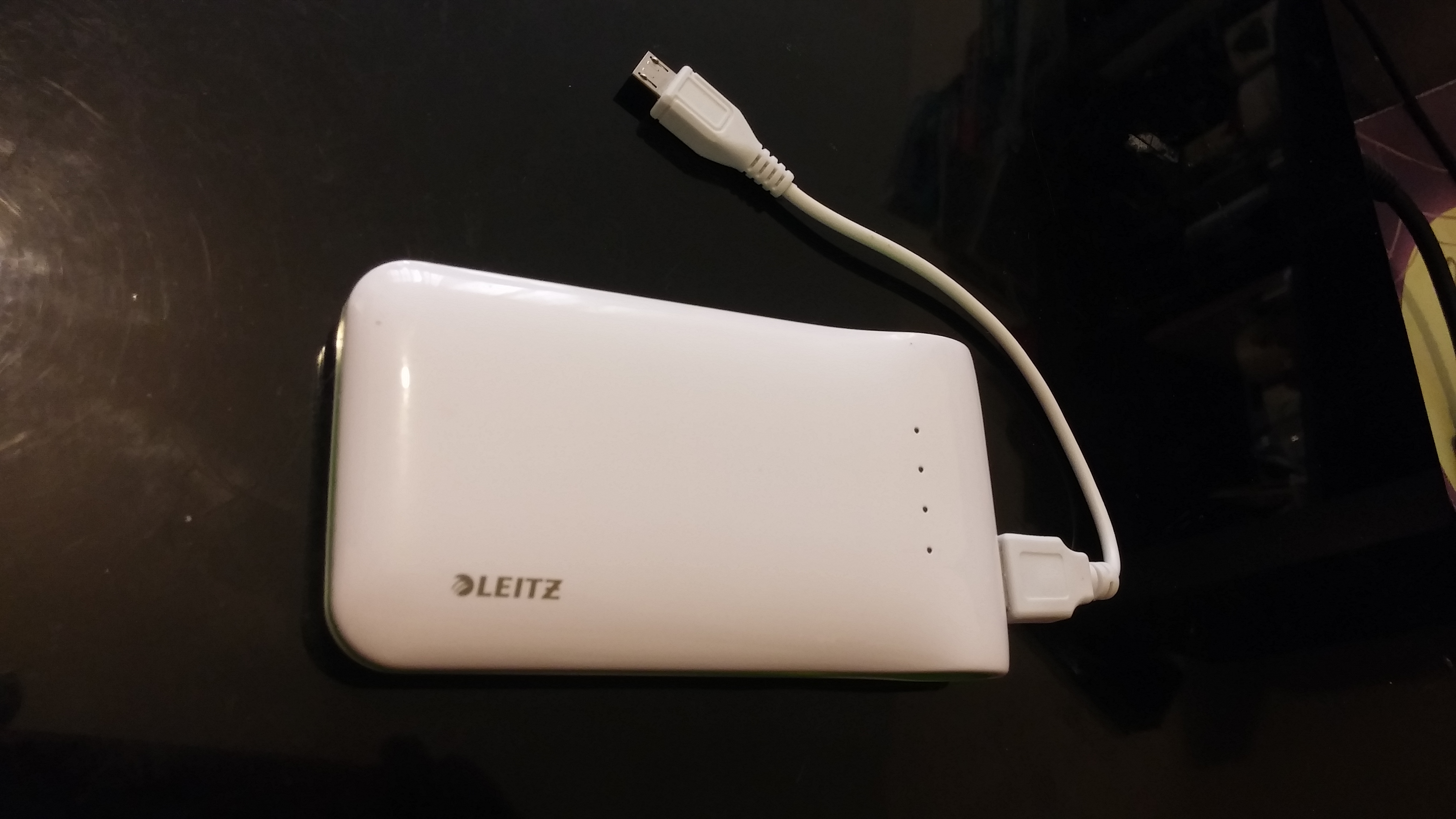 chargeur USB portable leitz